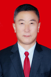 黨支部書記、總經(jīng)理 高社堂